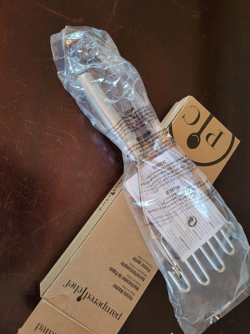 pampered chef:POTATO MASHER-100268