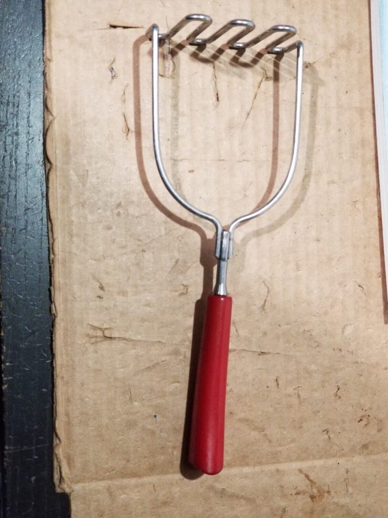 Vintage Cherry Red Bakelite handle Potato Masher 1950's Retro