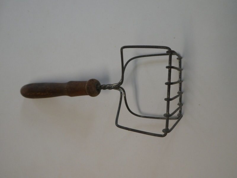 Vintage Metal Potato Masher w/ Wood Handle