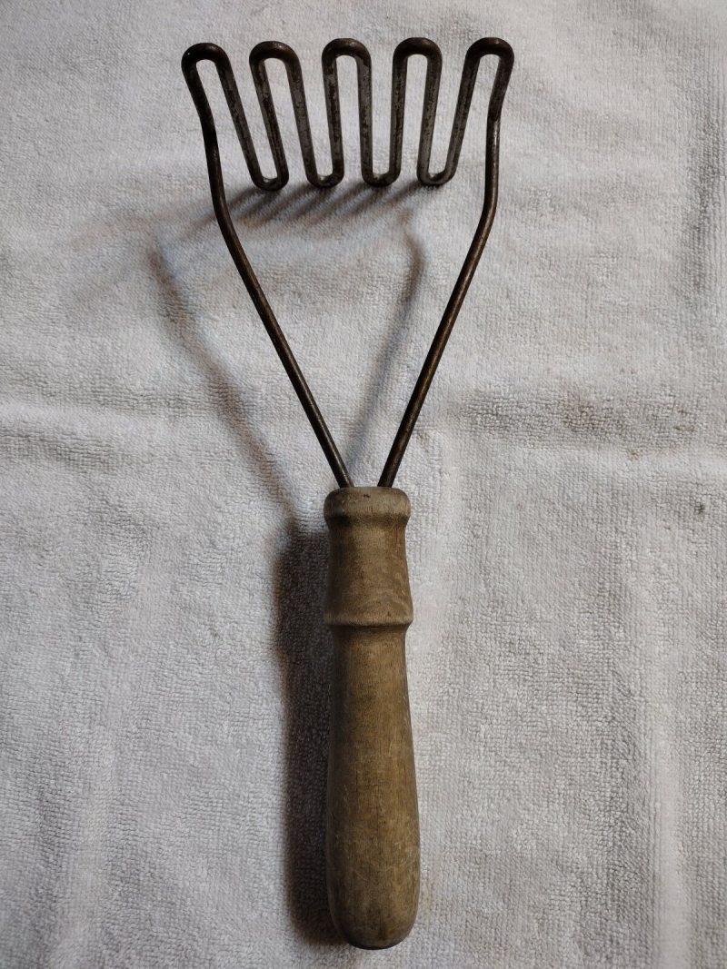 Vintage Potato Masher Metal Base Wood Handle Utensil Tool Rustic Farmhouse