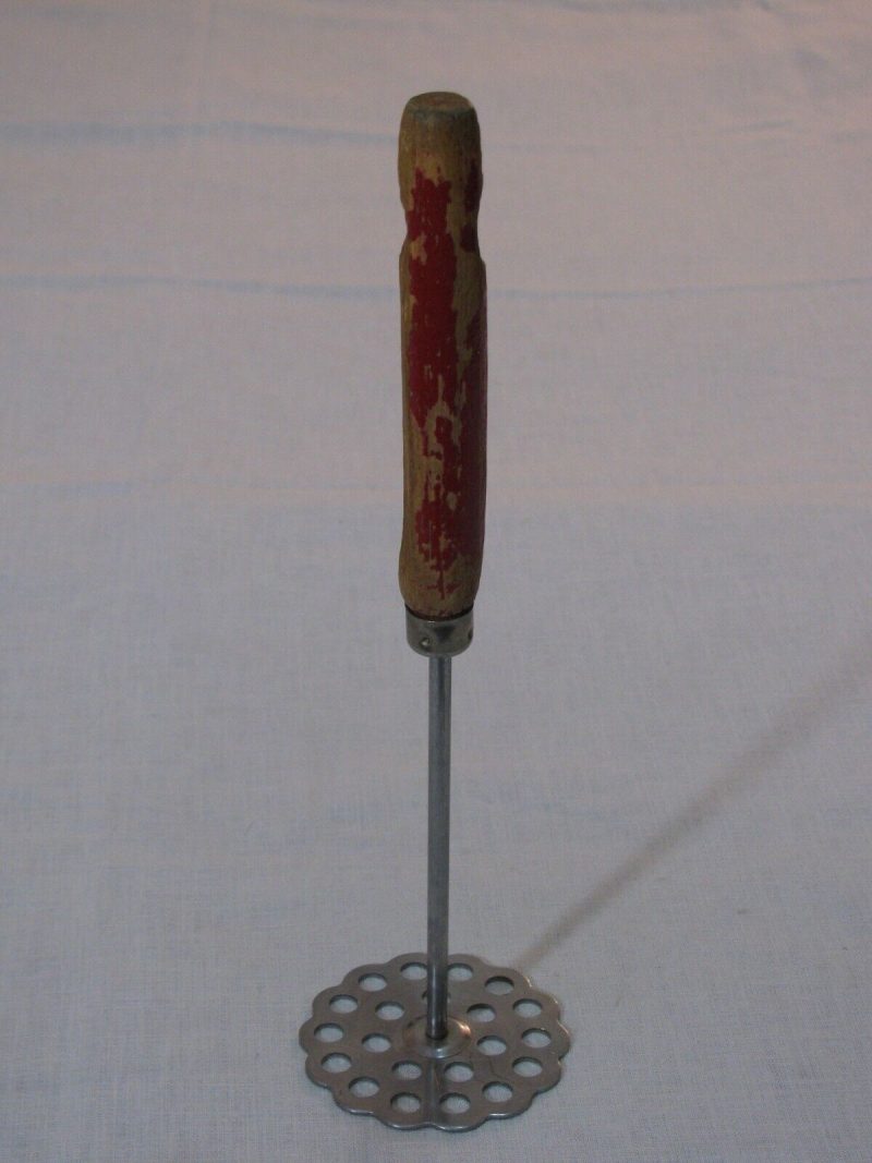 Vtg Wood Handle Disc Potato Masher, Red, Unmarked, Grooved Handle